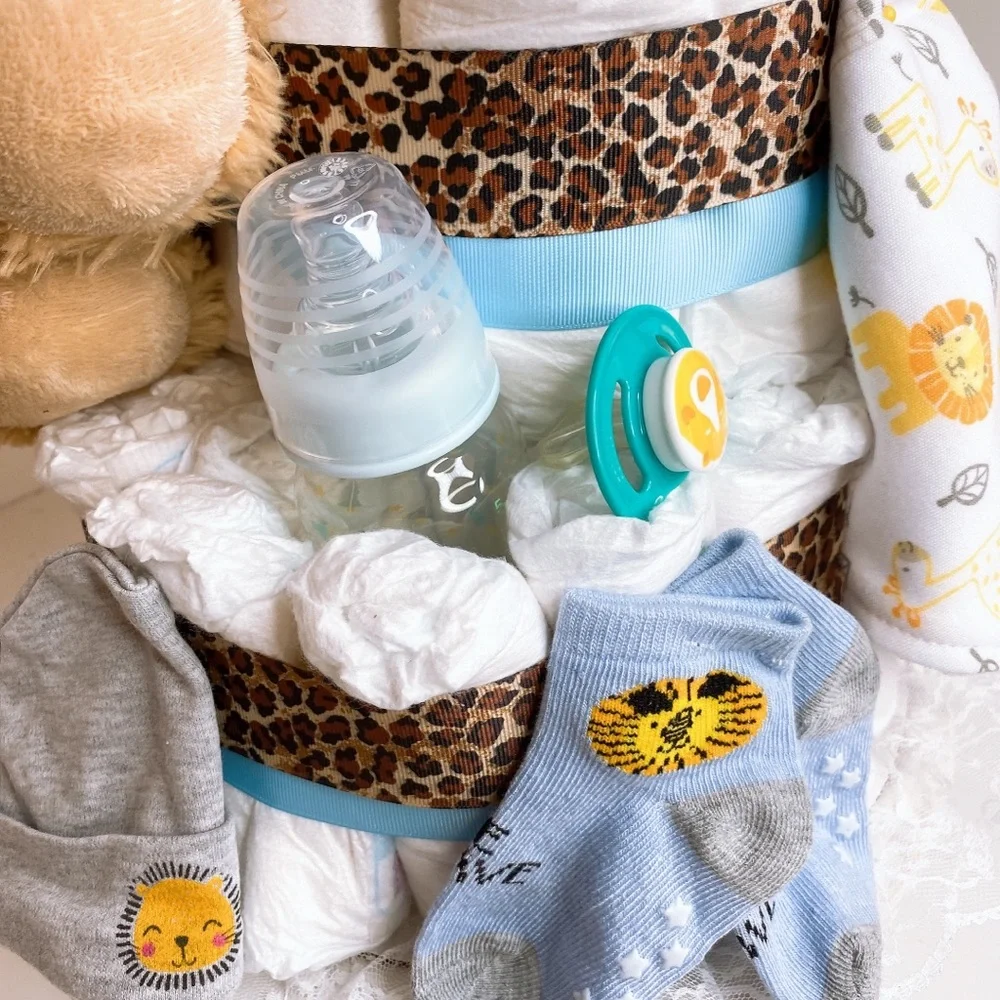 Lion Diaper Cake, Safari themed